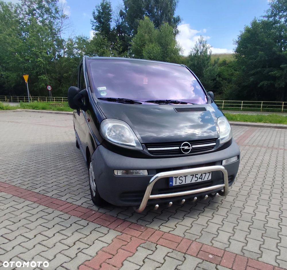 Opel Vivaro L2H1 2.9t - 12