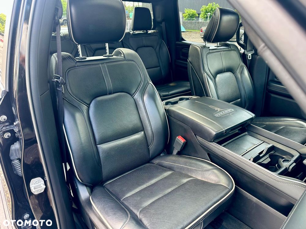 RAM 1500 Crew Cab Shortbed Limited - 38