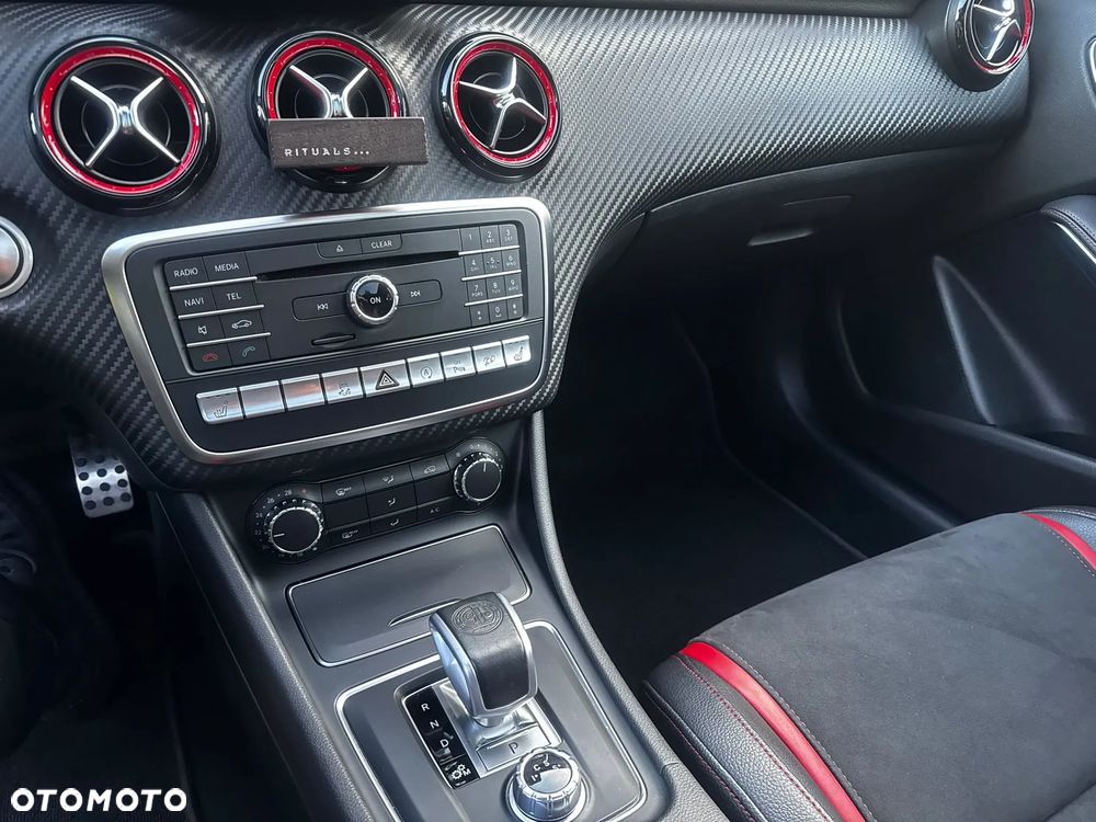 Mercedes-Benz Klasa A AMG 45 4-Matic - 21