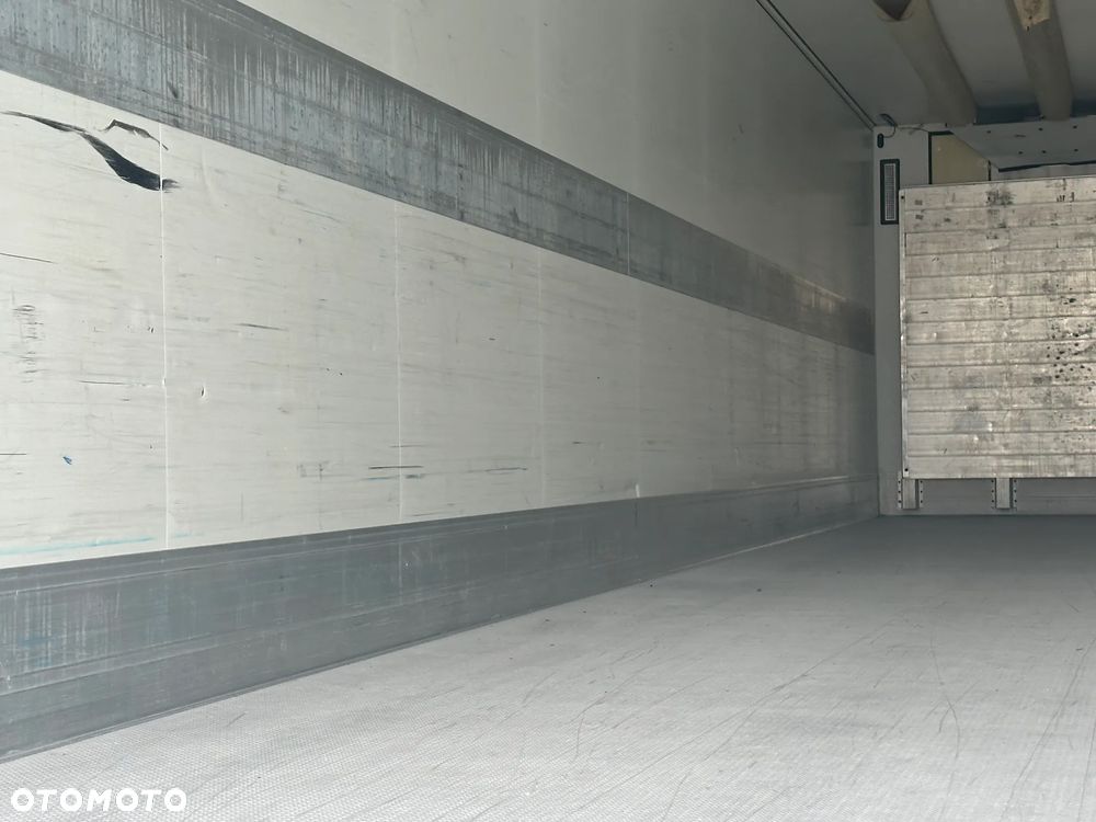 Schmitz CARGOBULL - 10