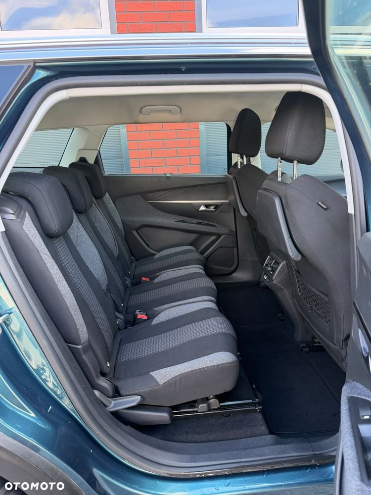 Peugeot 5008 - 12