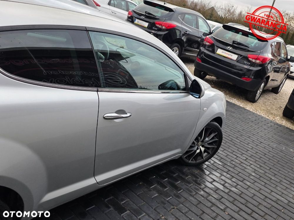 Alfa Romeo Mito - 10