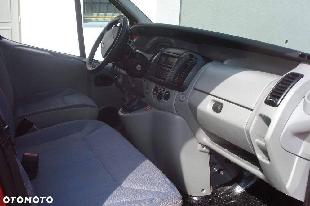 Renault Trafic - 1
