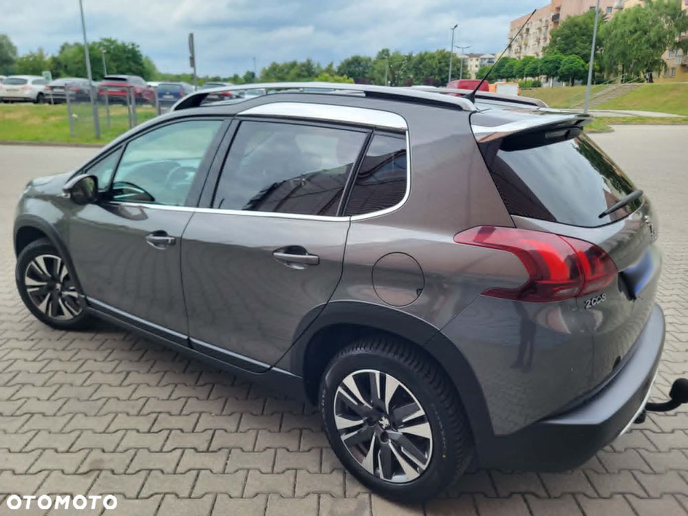 Peugeot 2008 BlueHDi 100 STOP & START Allure - 6
