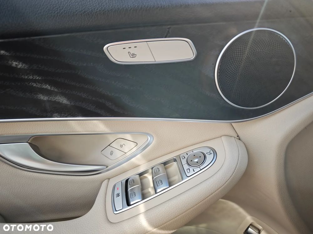 Mercedes-Benz GLC 250 d 4-Matic - 17