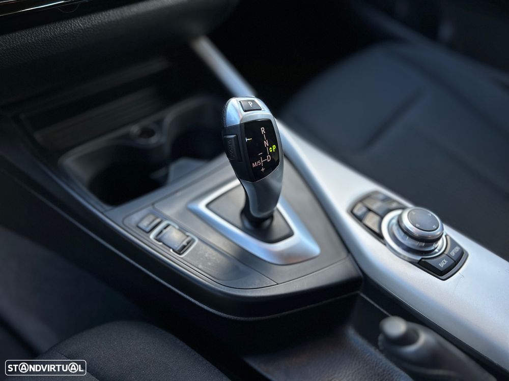 BMW 116 d Advantage Auto - 13