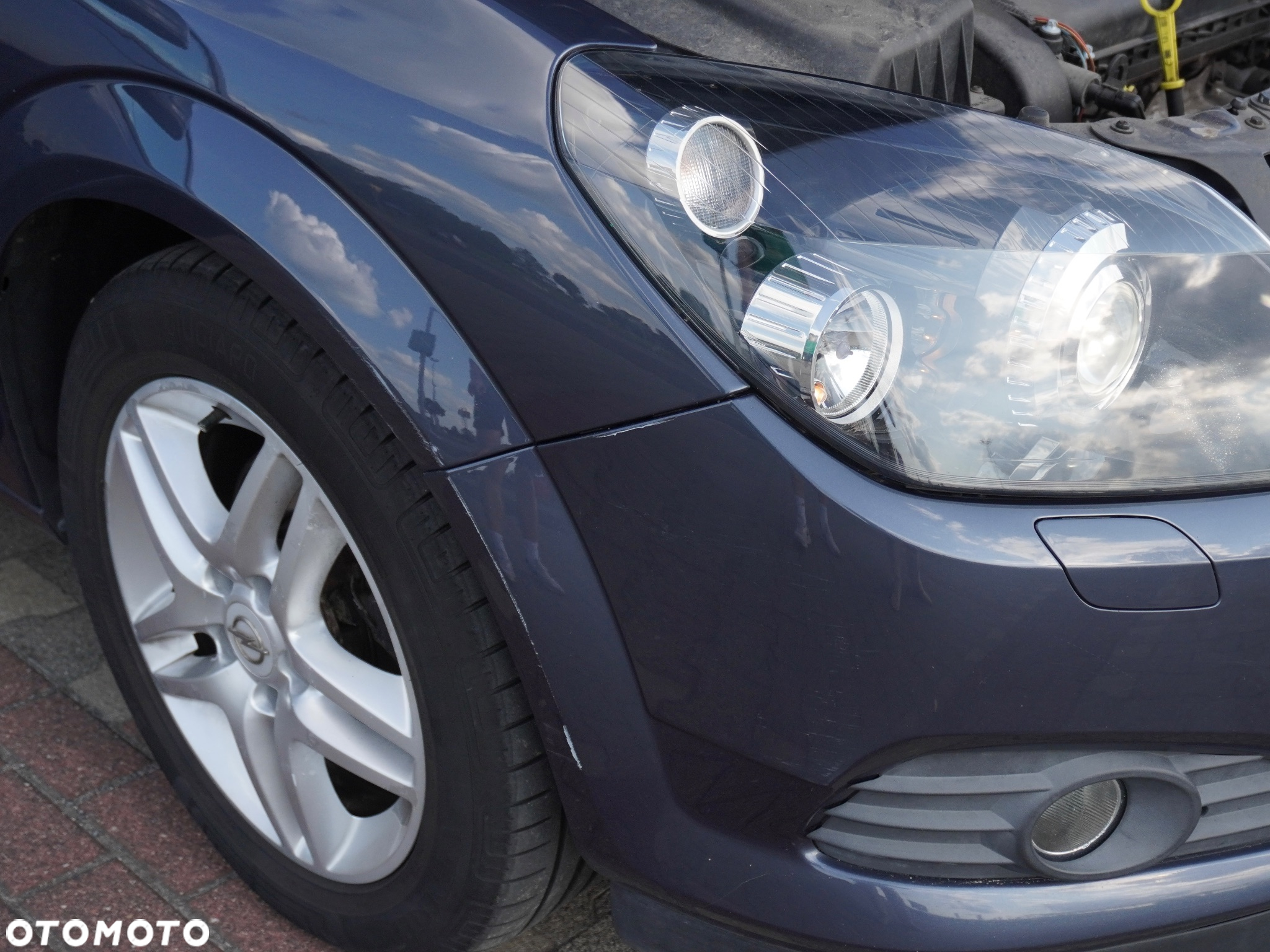 Opel Astra GTC 1.8 Sport - 26