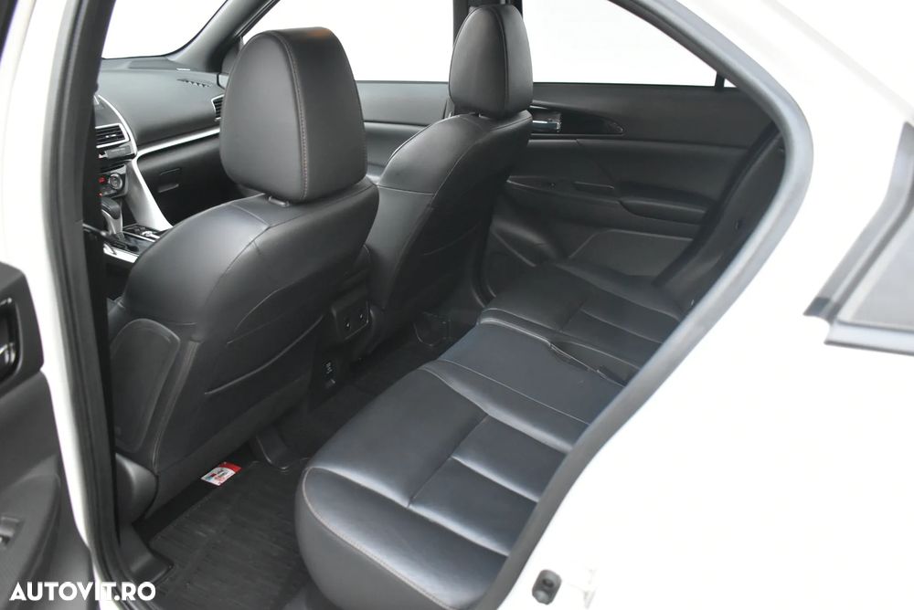 Mitsubishi Eclipse-Cross 1.5-litre 16-valve DOHC MIVEC 4X4 Instyle+ Aut. - 27