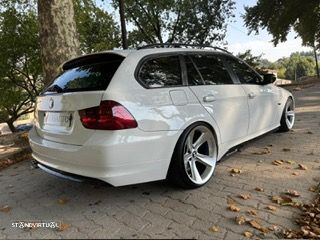 BMW 318 d - 5