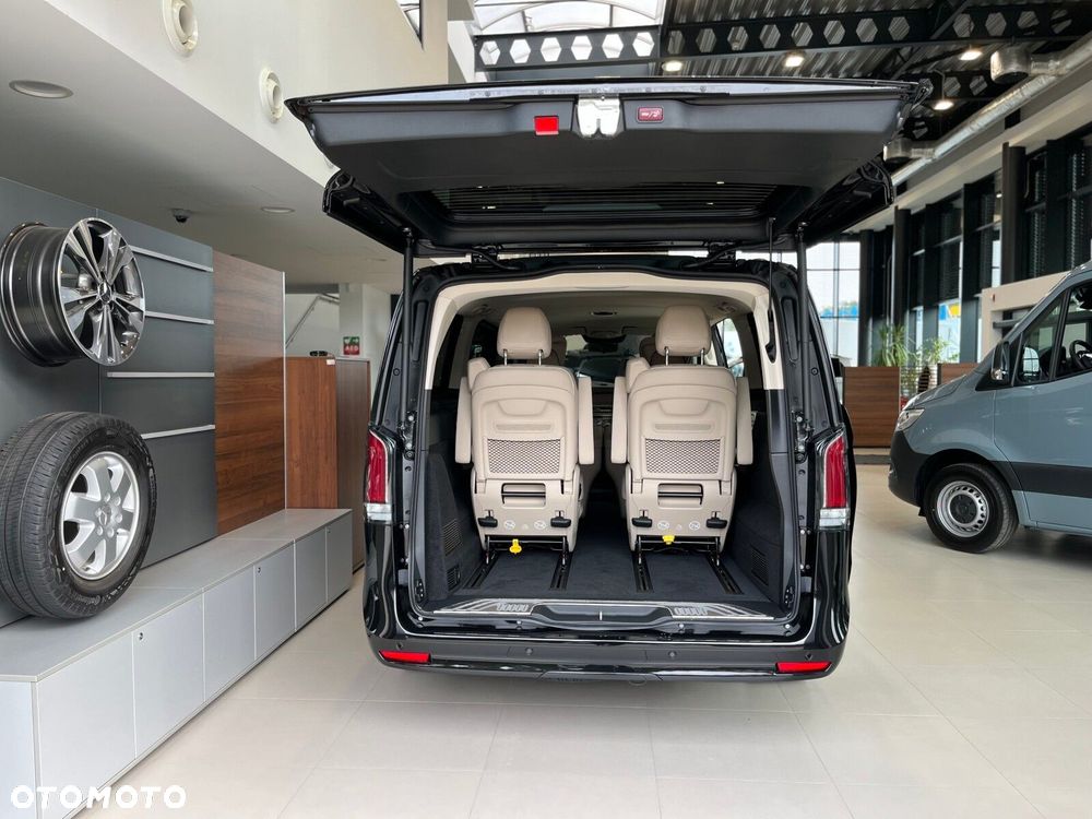 Mercedes-Benz Klasa V - 11