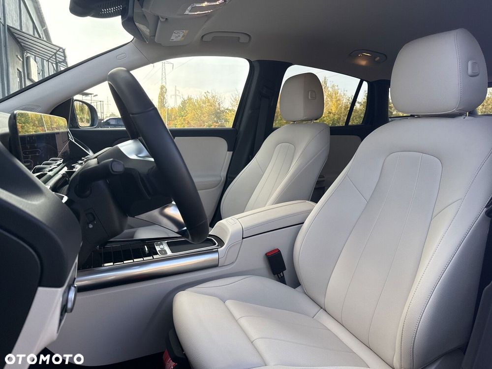 Mercedes-Benz GLA 200 d 4-Matic Progressive 8G-DCT - 12