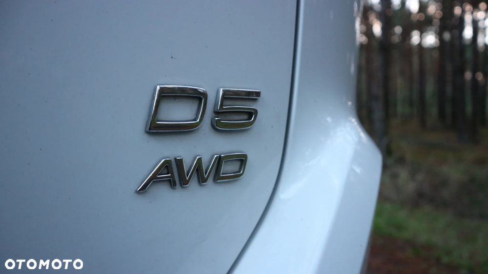 Volvo XC 60 D5 AWD Momentum - 24