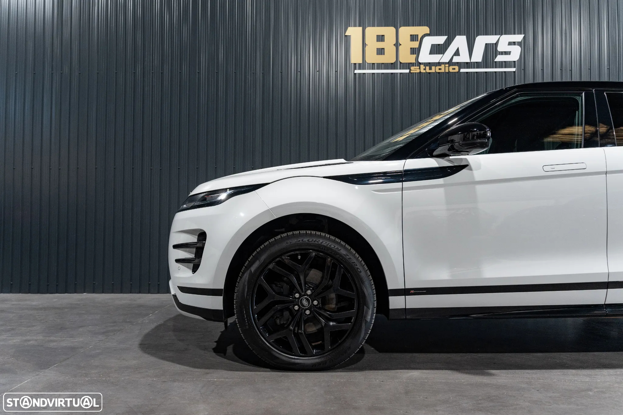 Land Rover Range Rover Evoque 1.5 P300e AWD R-Dynamic SE Auto - 30