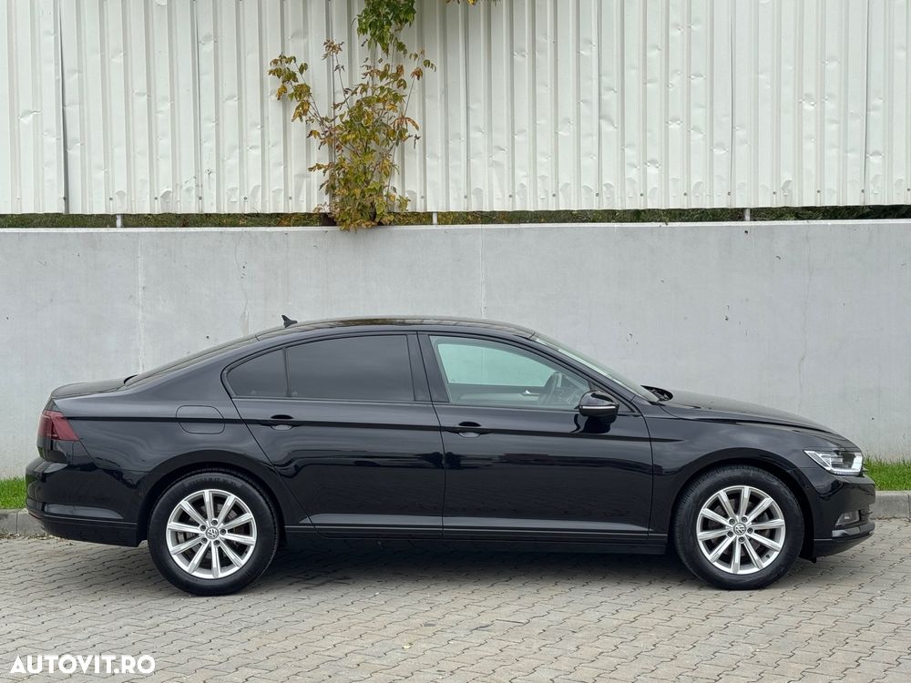 Volkswagen Passat 2.0 TDI (BlueMotion Technology) DSG Highline - 11