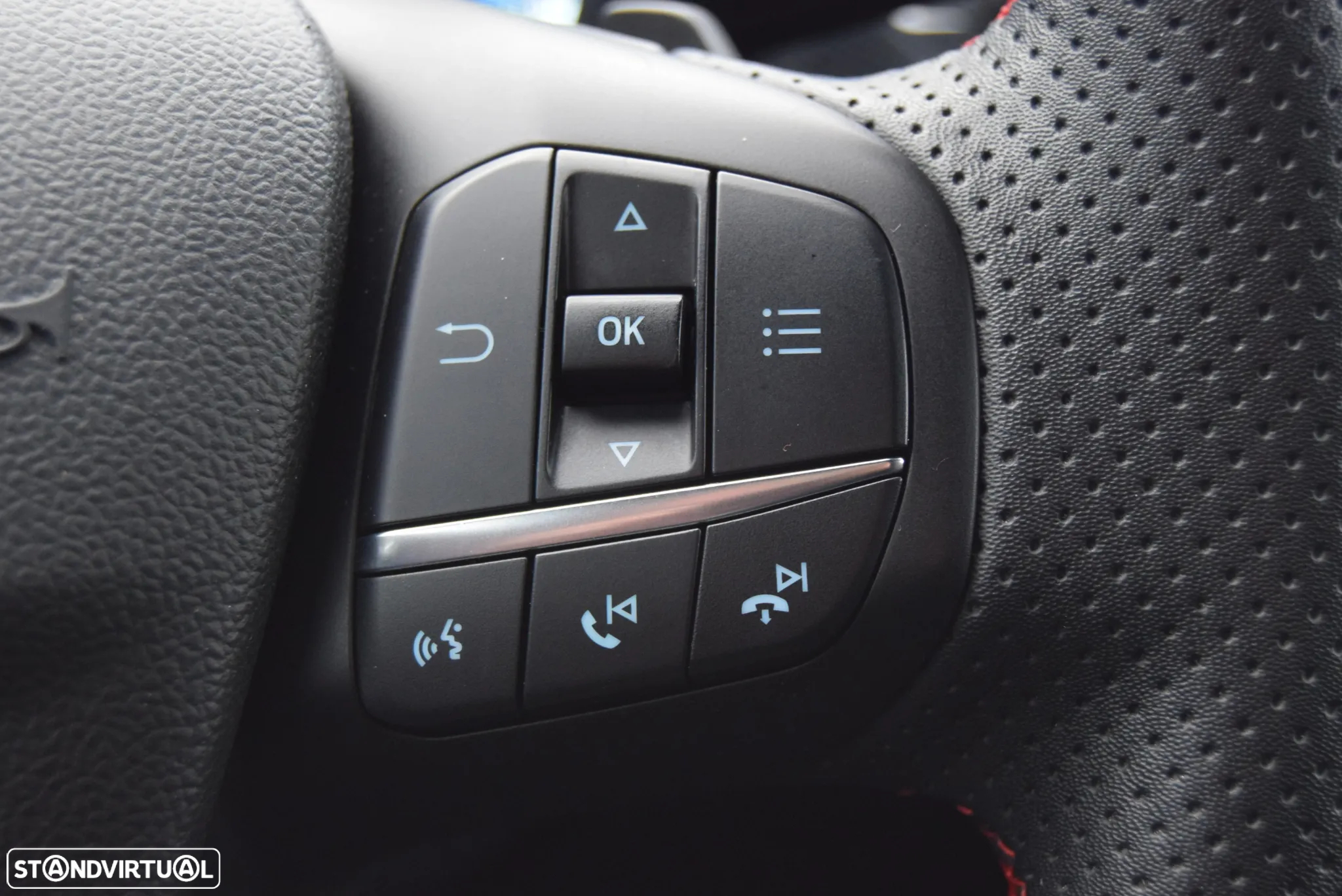 Ford Focus 1.0 EcoBoost MHEV ST-Line X Aut. - 18