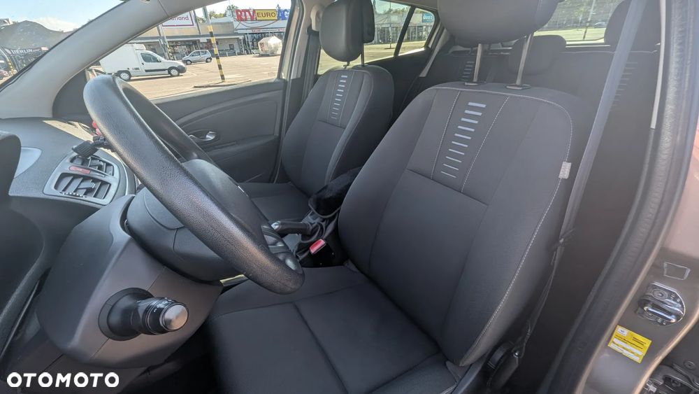 Renault Megane 1.6 16V Expression - 6