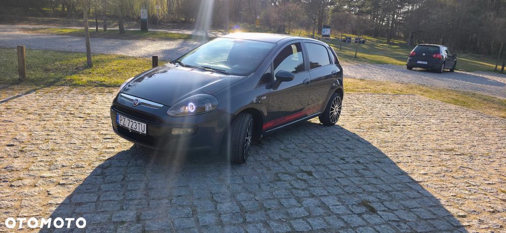 Fiat Punto Evo 1.4 8V Dynamic Euro5 - 23