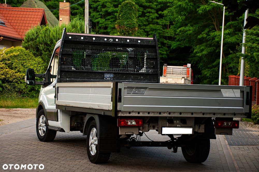 Ford Transit - 12
