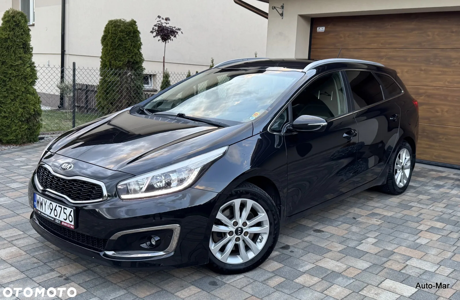 Kia Ceed 1.6 CRDi 136 ISG SW Edition 7 - 26