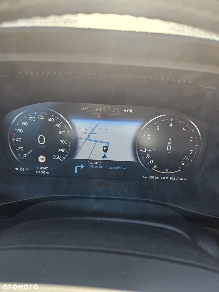 Volvo XC 40 - 5