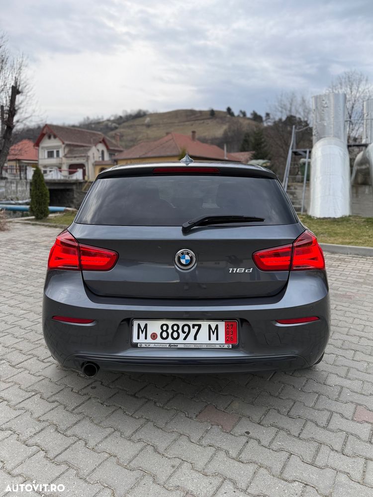 BMW Seria 1 118d Sport Line - 8