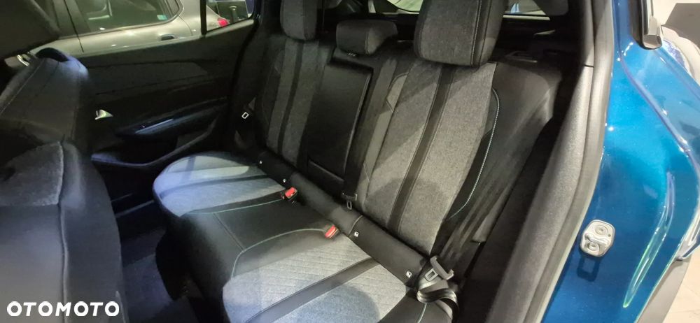 Peugeot 408 1.2 PureTech Allure S&S EAT8 - 23