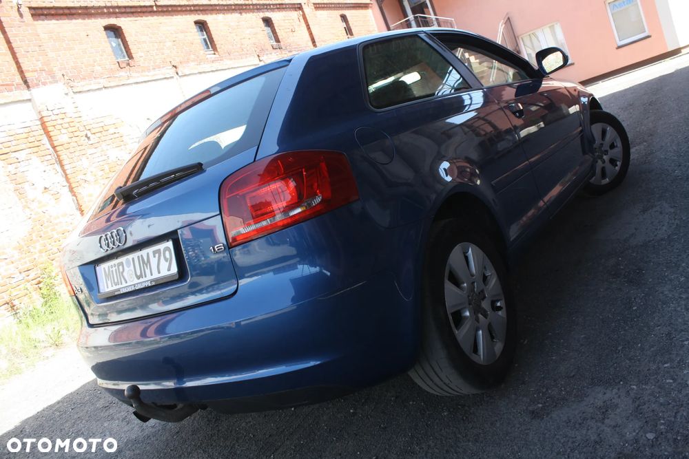 Audi A3 3-drzwiowe 1.6 S line Sportpaket (plus) - 11