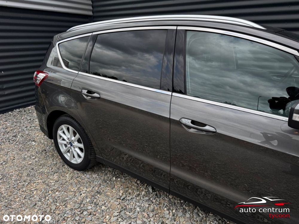 Ford S-Max - 30