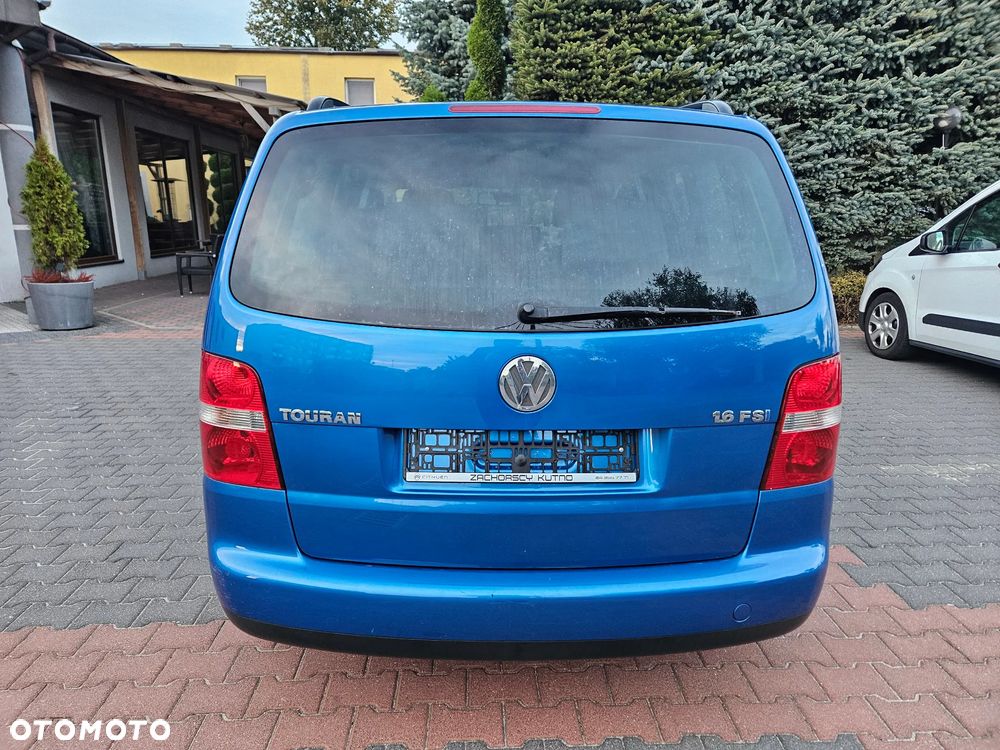 Volkswagen Touran - 13