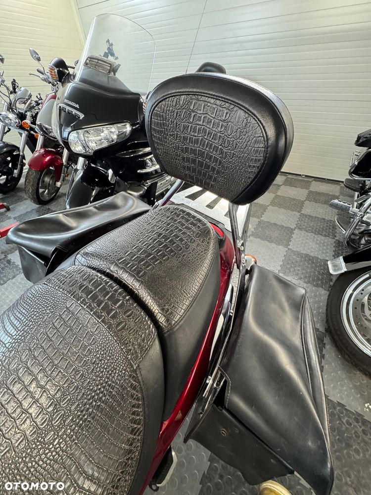 Suzuki Boulevard - 11