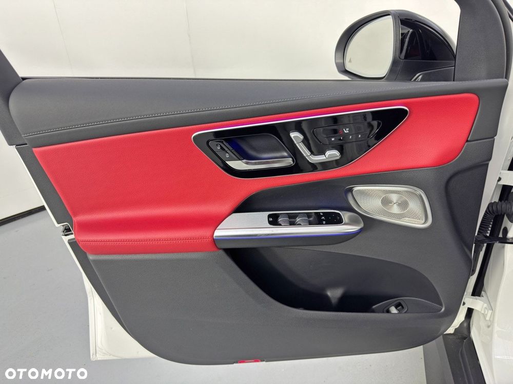 Mercedes-Benz GLC 300 4Matic 9G-TRONIC Edition AMG Line - 20