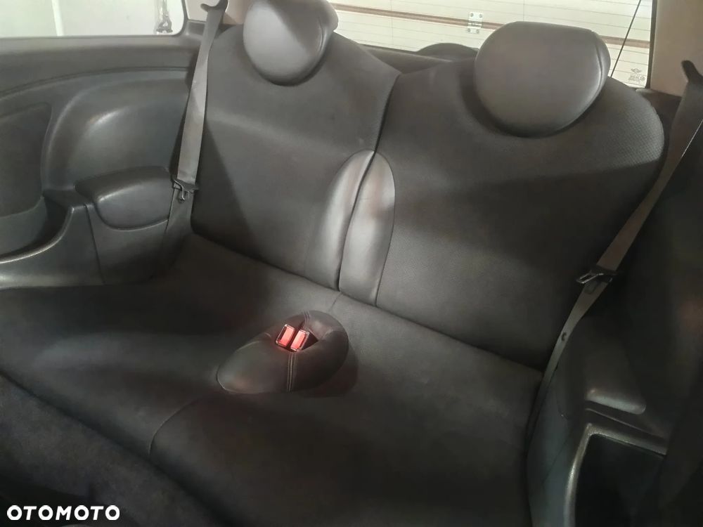 MINI Cooper Standard - 14