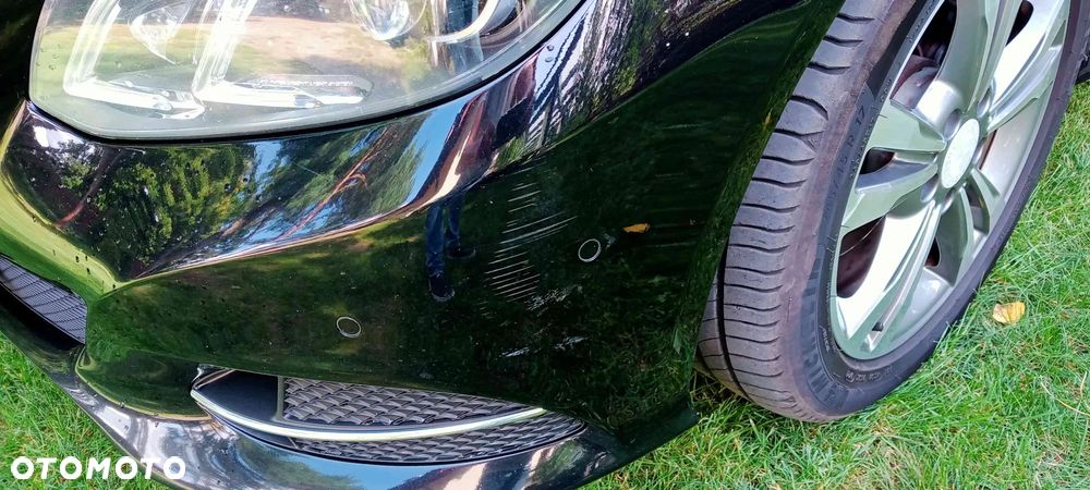 Mercedes-Benz Klasa E 300 4-Matic Classic - 16