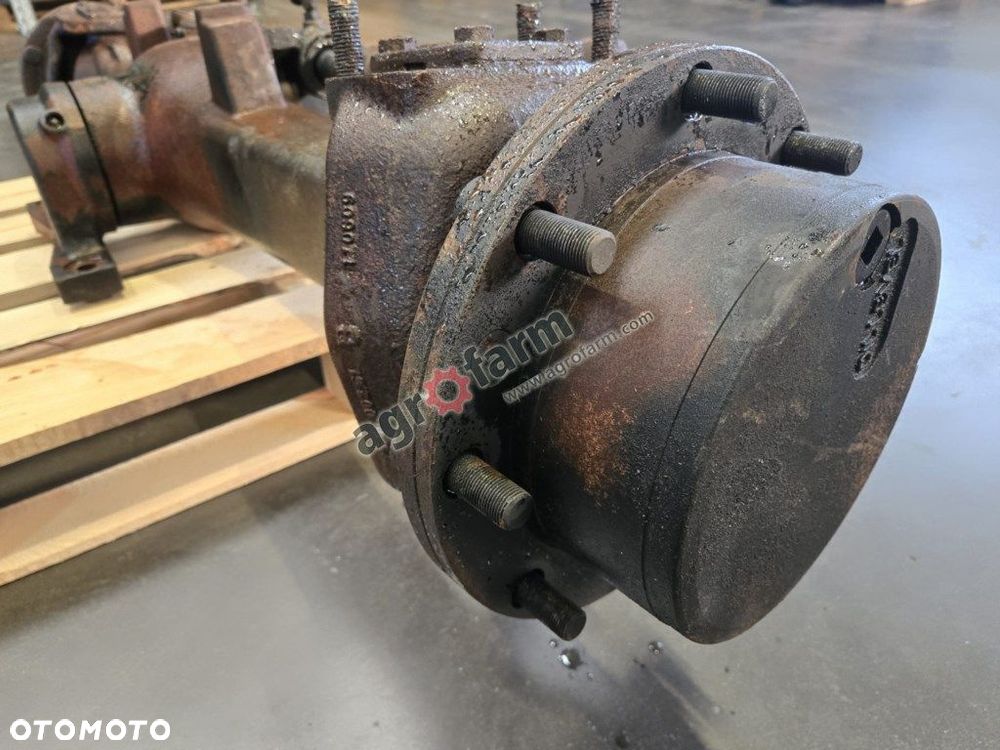 Przedni most John Deere 5090M 5080M 5075M 5100M - 3