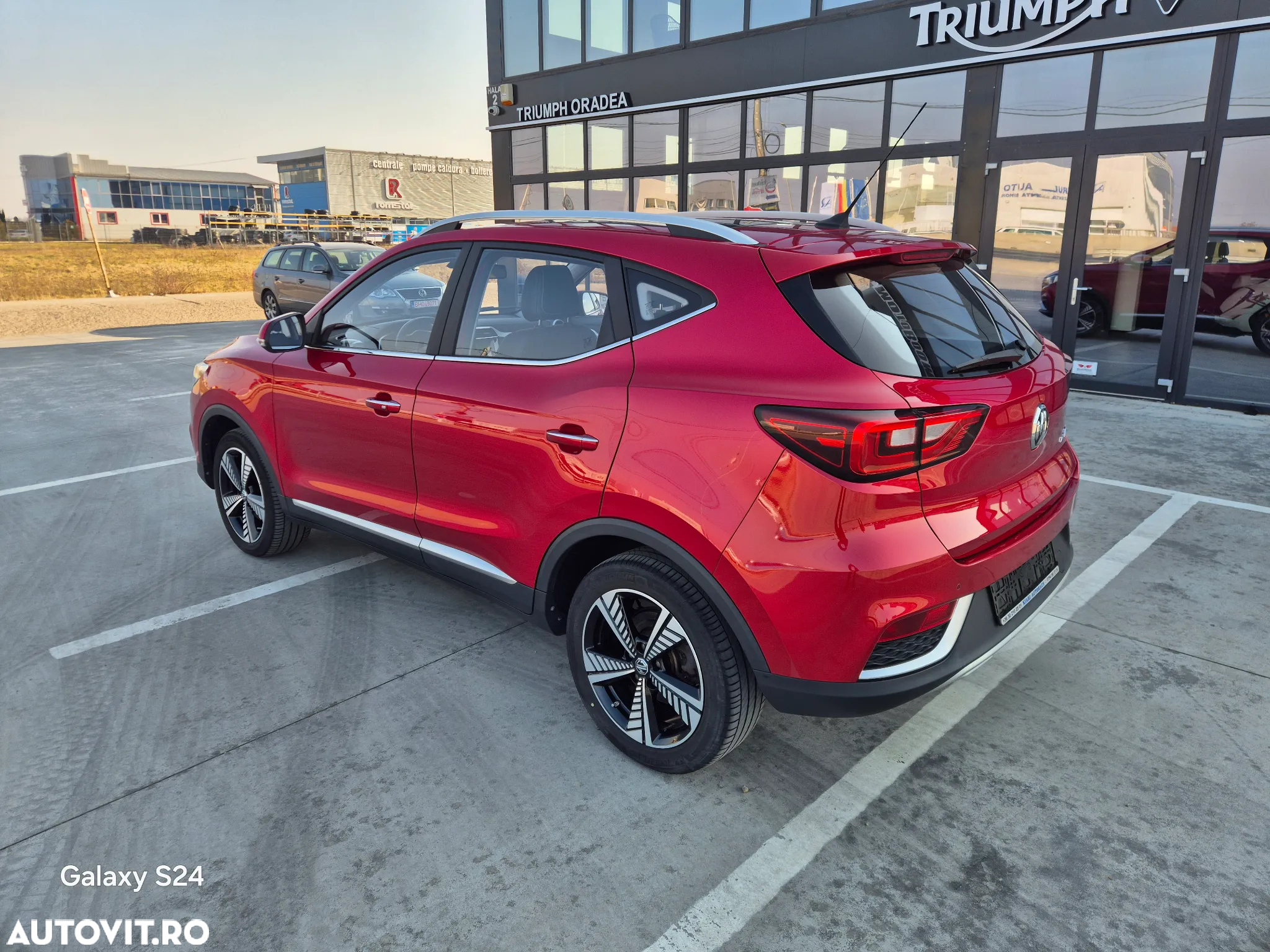 MG ZS EV Luxury - 27