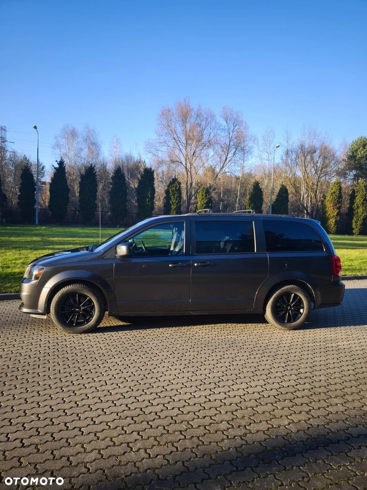 Dodge Grand Caravan 3.6 R/T - 2