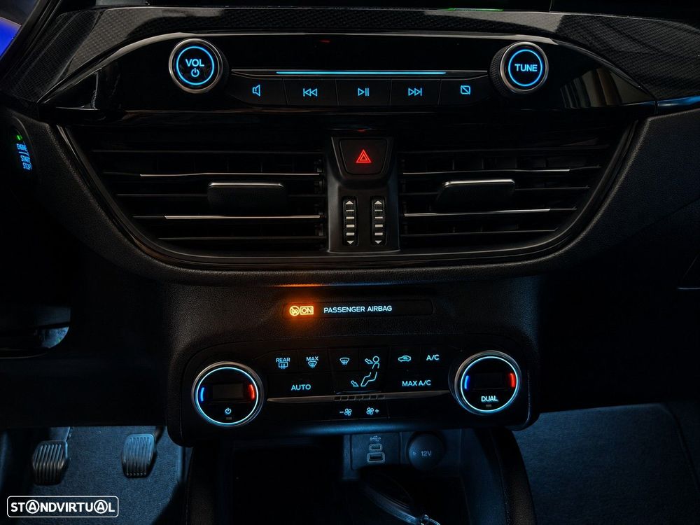 Ford Kuga 1.5 EcoBoost ST-Line - 23