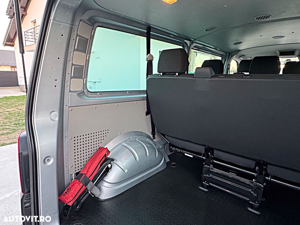Volkswagen Caravelle T6 2.0 TDI LR Comfortline - 24