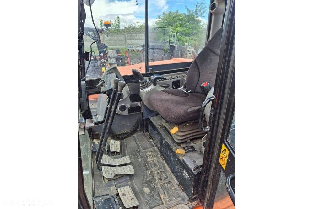 JCB 86 C-1 - 7
