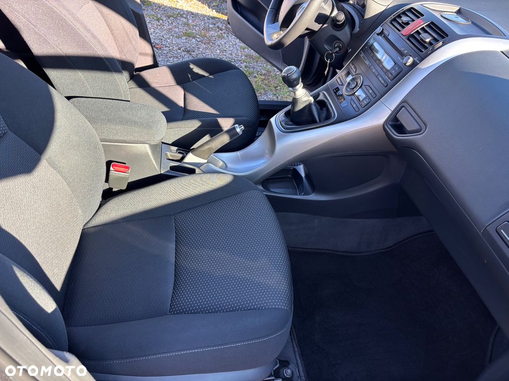 Toyota Auris 1.33 Dual-VVT-i Comfort - 7