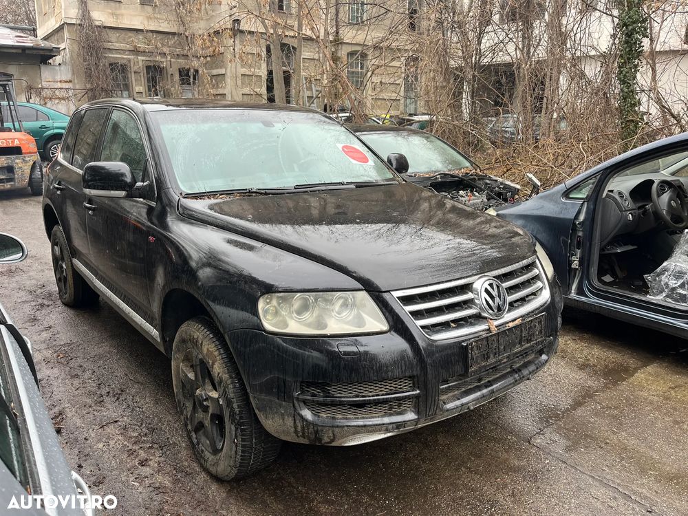 Dezmembrez VW Volkswagen Touareg 7L non facelift negru 2.5 BAC automat - 1