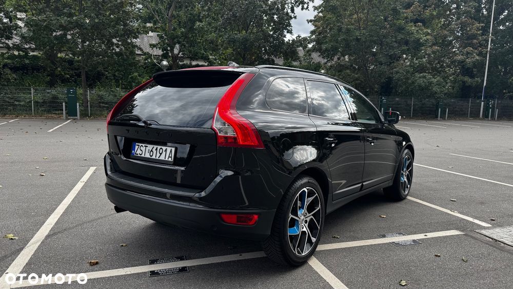 Volvo XC 60 DRIVe Momentum - 3