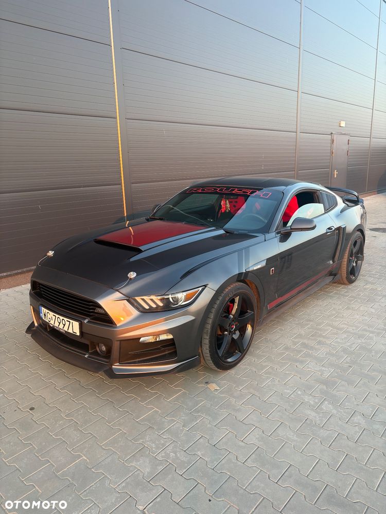 Ford Mustang - 6