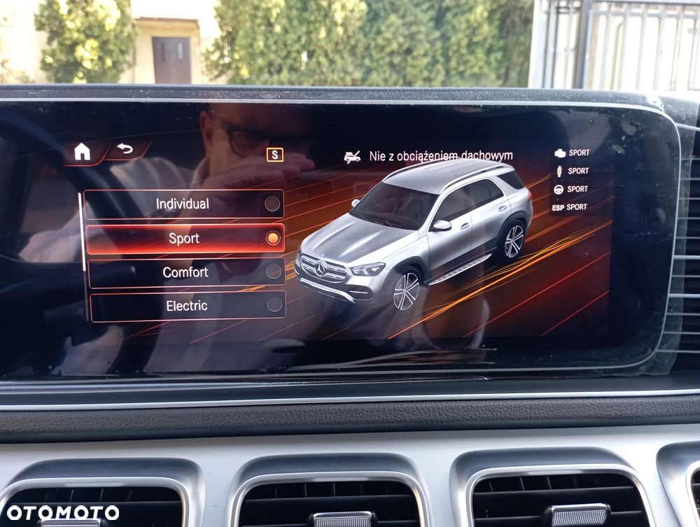 Mercedes-Benz GLE - 23