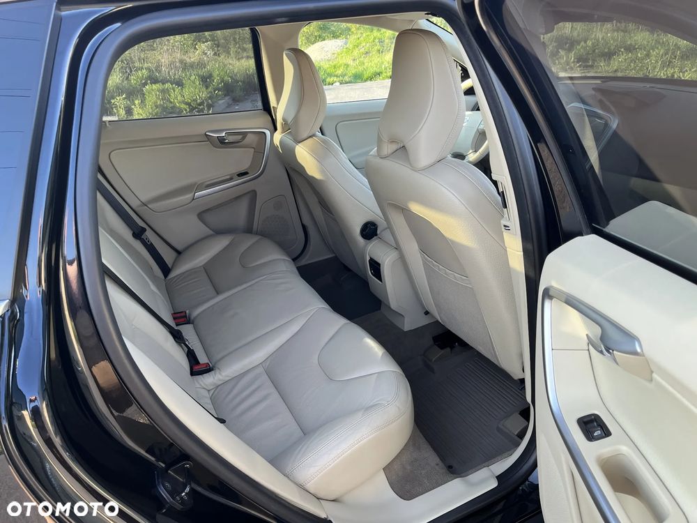 Volvo XC 60 - 12
