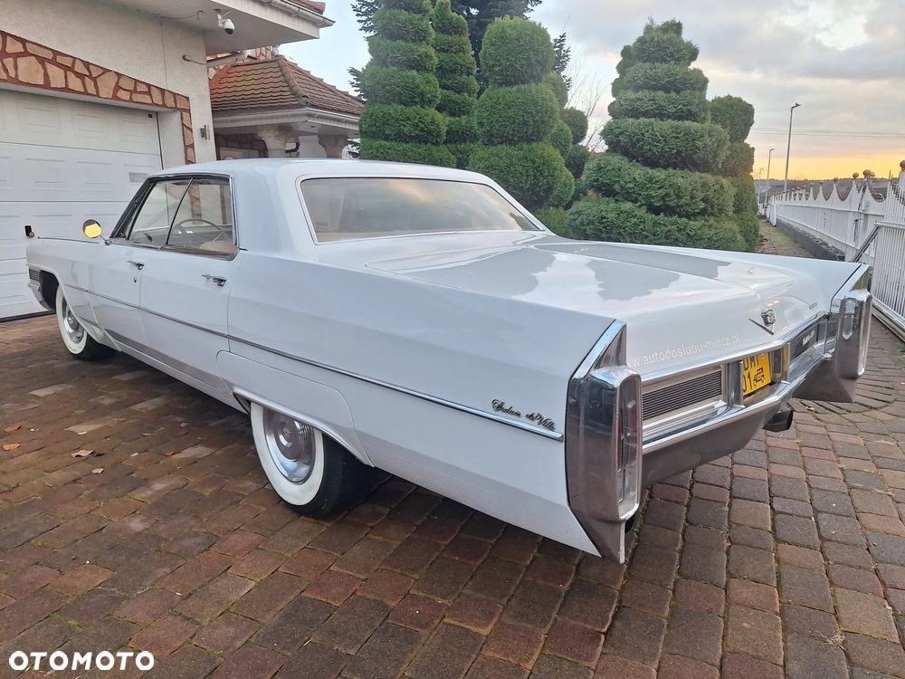 Cadillac Deville - 6