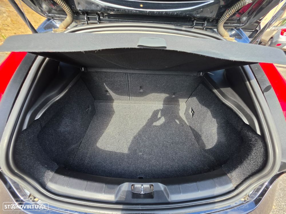 Volvo V40 D4 Summum - 18