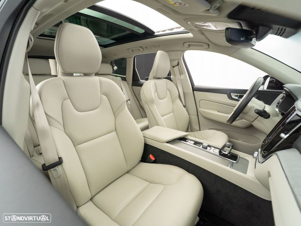 Volvo XC 60 2.0 T6 PHEV Inscription Expression AWD - 41