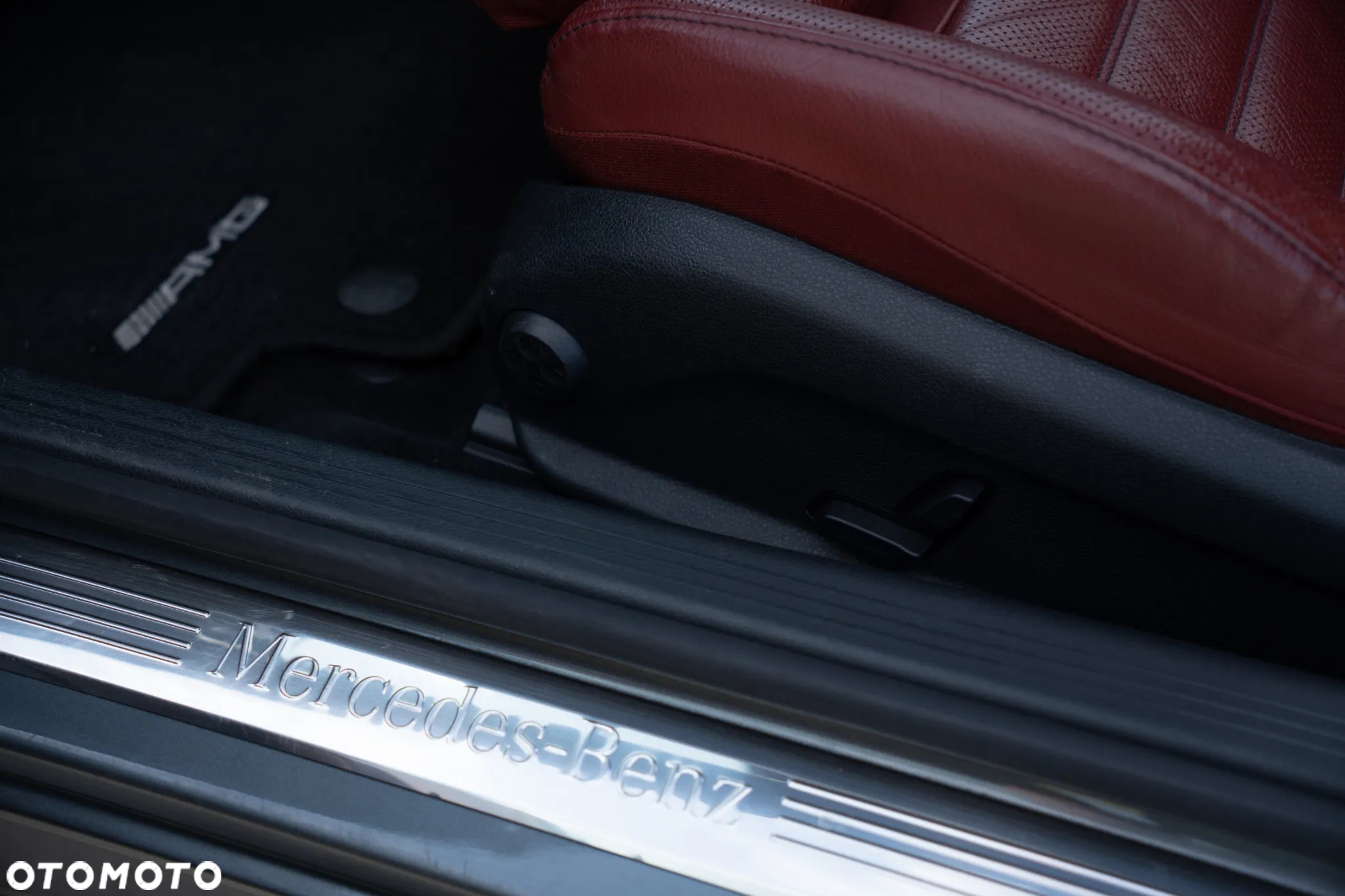 Mercedes-Benz Klasa C 200 7G-TRONIC - 38