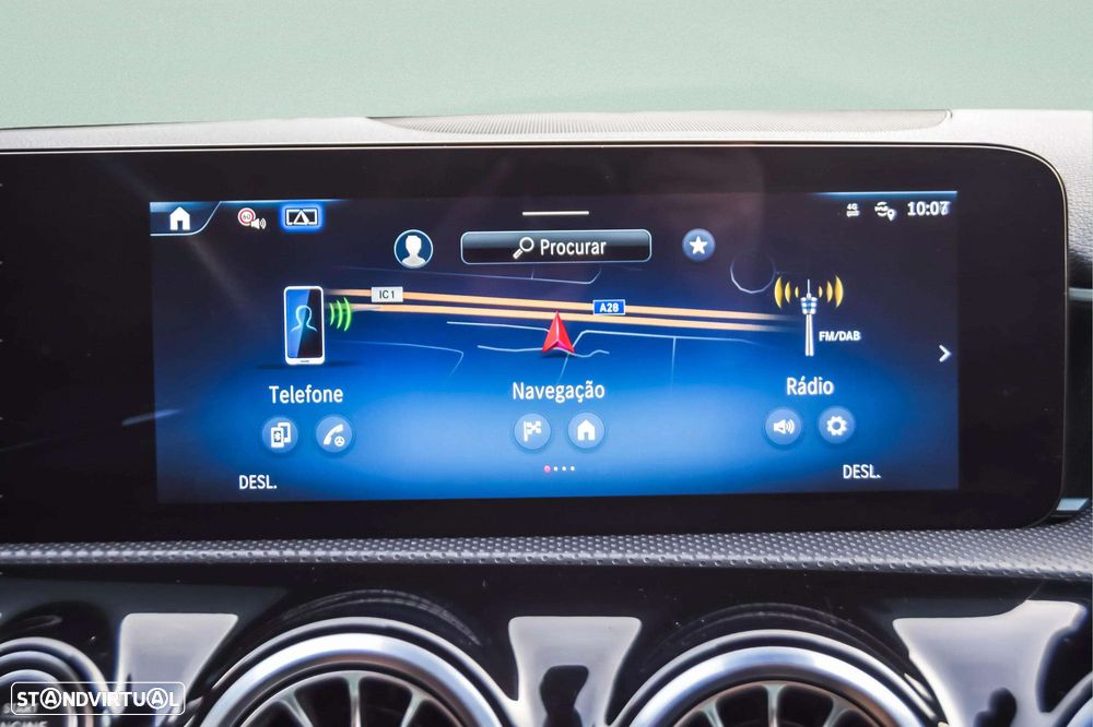 Mercedes-Benz A 250 e - 21